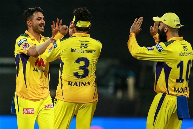 ആവേശം നിറഞ്ഞ പോരാട്ടം, ചെന്നൈ-കെകെആര്‍ മത്സരത്തിന്റെ ചിത്രങ്ങള്‍ കാണാം