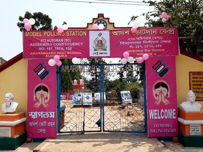 ബംഗാള്‍ തെരഞ്ഞെടുപ്പ് ആറാംഘട്ട പോളിംഗ് തുടരുന്നു, ചിത്രങ്ങള്‍ കാണാം