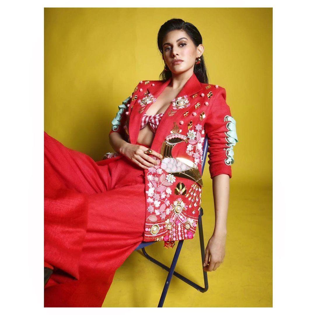 നടി അമിറ ദസ്തറിന്റെ ഏറ്റവും പുതിയ ചിത്രങ്ങള്‍