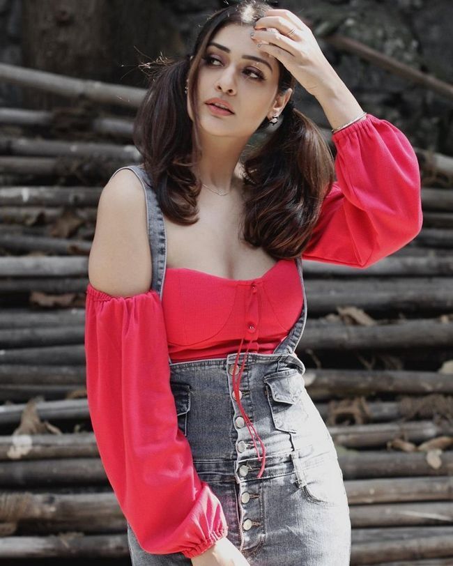 പായൽ രാജ്പുതിൻ്റെ ഏറ്റവും പുതിയ ചിത്രങ്ങൾ കാണാം