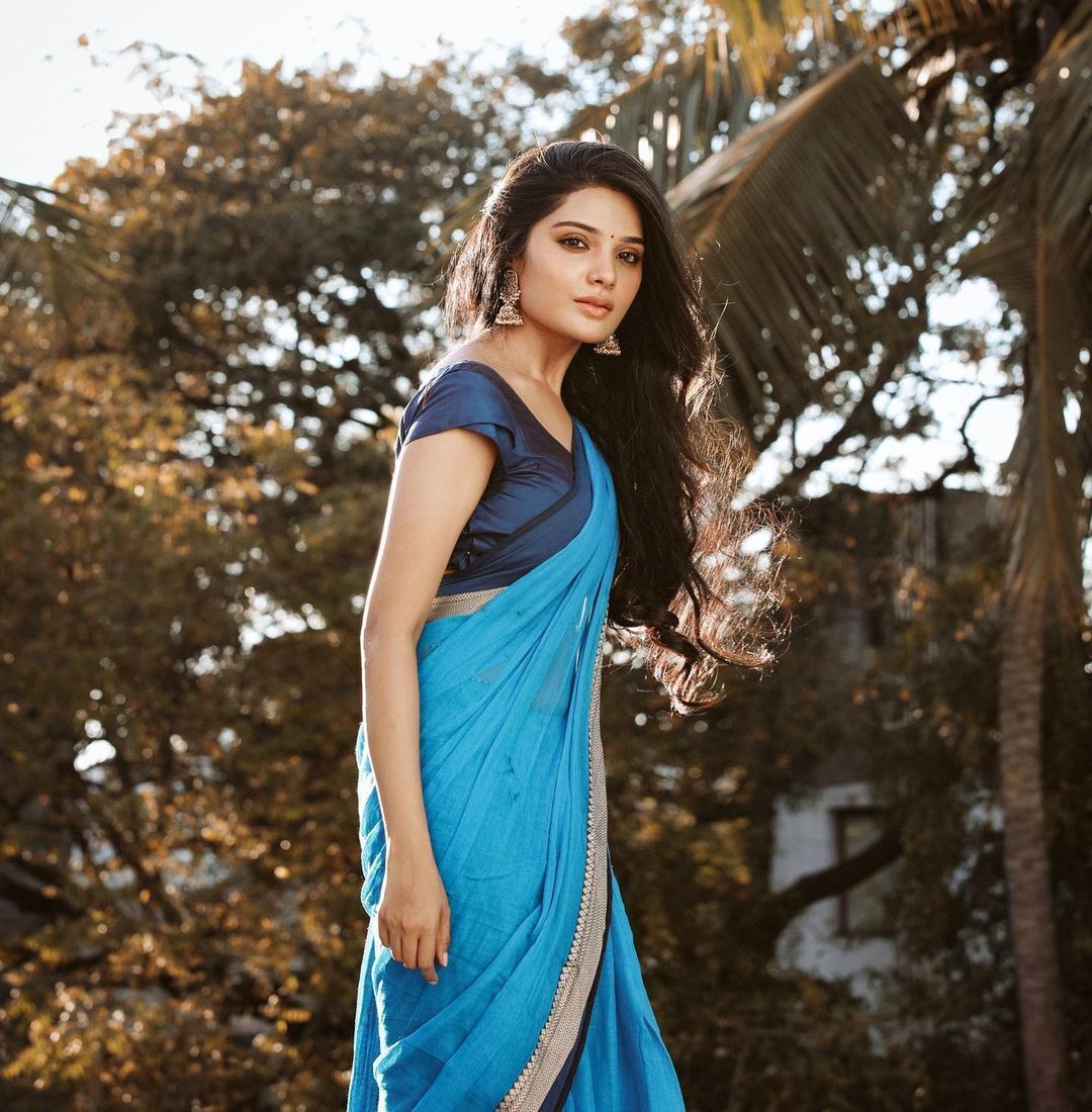 ആത്മികയുടെ ഏറ്റവും പുതിയ ചിത്രങ്ങൾ കാണാം