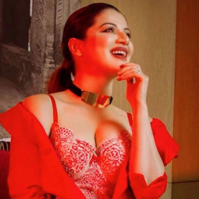 നടി കൈനാത്ത് അറോറയുടെ ഏറ്റവും പുതിയ അടിപൊളി ചിത്രങ്ങള്‍