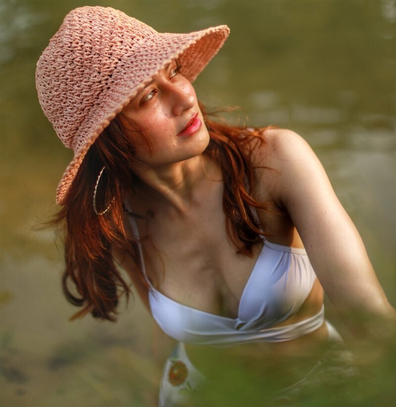 ഹോട്ട് ലുക്കില്‍ സഞ്ജീത ശൈഖ്: നടിയുടെ ഏറ്റവും പുതിയ ചിത്രങ്ങള്‍