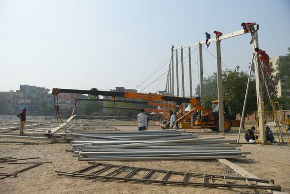 Delhi CM Arvind Kejriwal Visits GTB hospital In Delhi