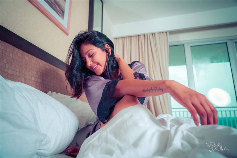 ആരാധകര്‍ കാത്തിരുന്ന പവനി റെഡ്ഡിയുടെ ഗ്ലാമര്‍ ഫോട്ടോഷൂട്ട്, വൈറല്‍ ചിത്രങ്ങള്‍ കാണാം