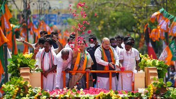 HM Amit Shah During A roadshow In Tamil Nadu