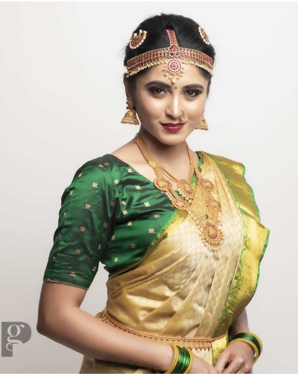 അടിപൊളി ലുക്കിൽ വന്ദന ബ്രുന്ദ; പുതിയ ചിത്രങ്ങൾ കാണാം