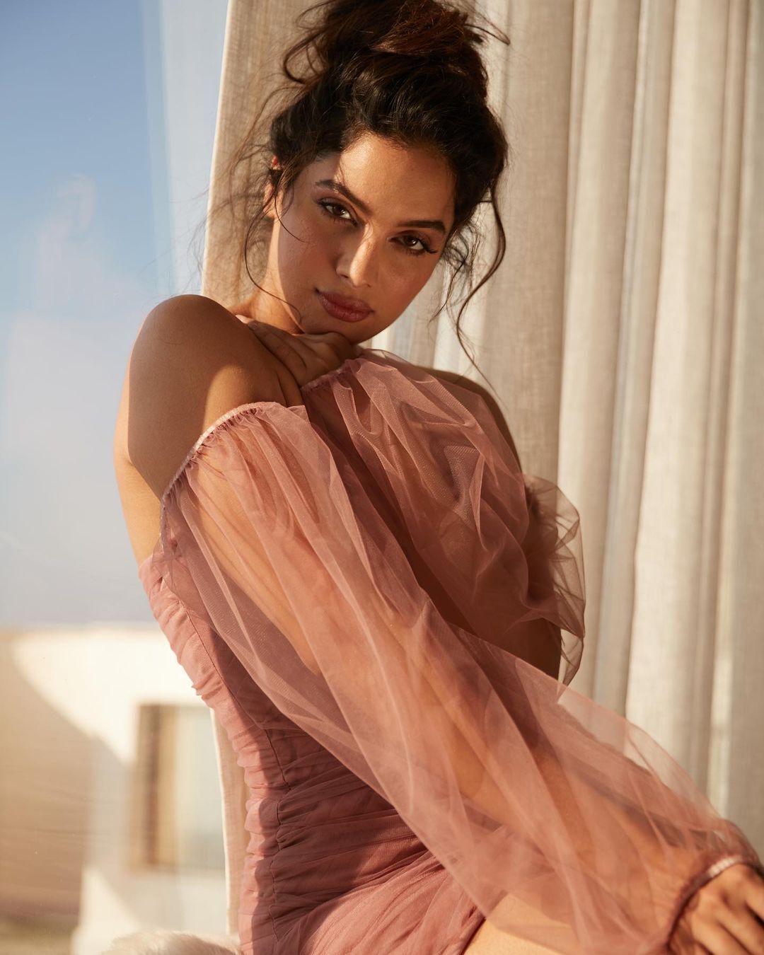 ആരാധകരെ ആവേശത്തിലാക്കി നടി തന്യ ഹോപ്പെ: വൈറല്‍ ചിത്രങ്ങള്‍ കാണാം