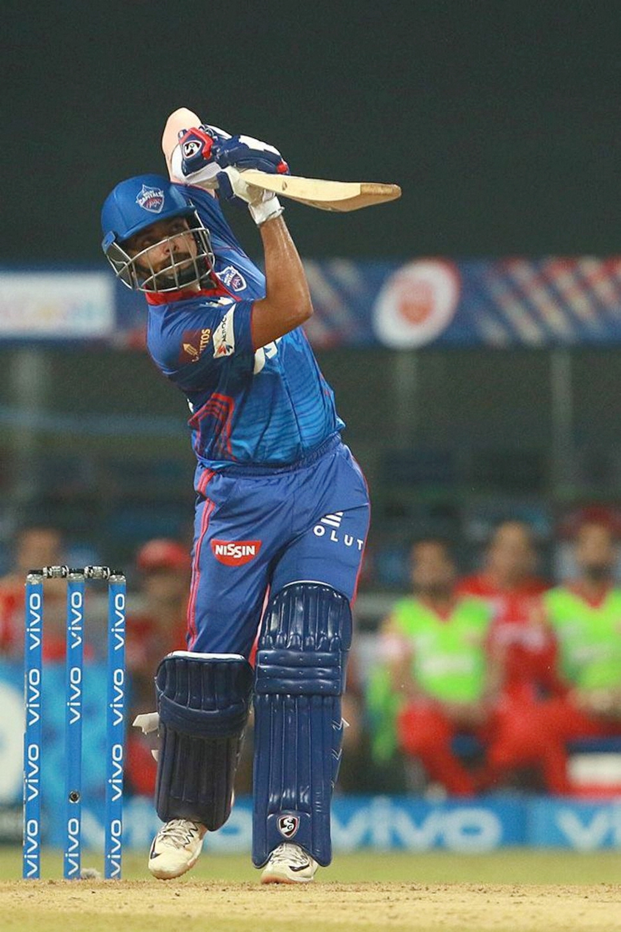 ധവാനെ പിടിച്ചു കെട്ടാനായില്ല, ഡൽഹിയ്ക് മികച്ച വിജയം