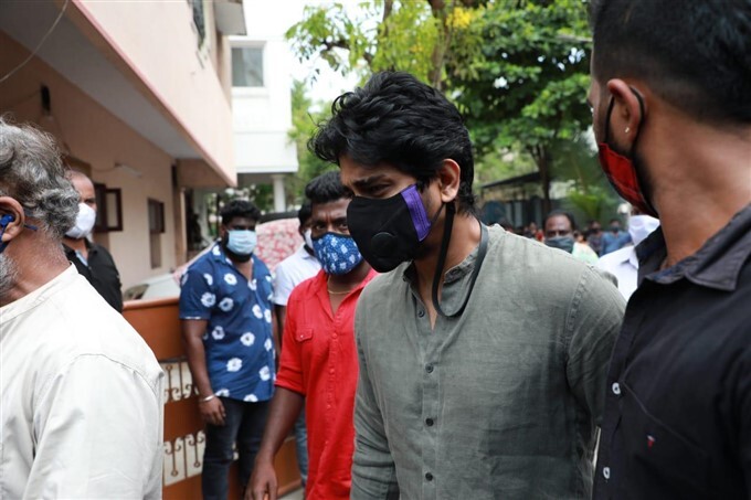 Kollywood Celebrities And Leaders Pays tribute to Actor Vivek