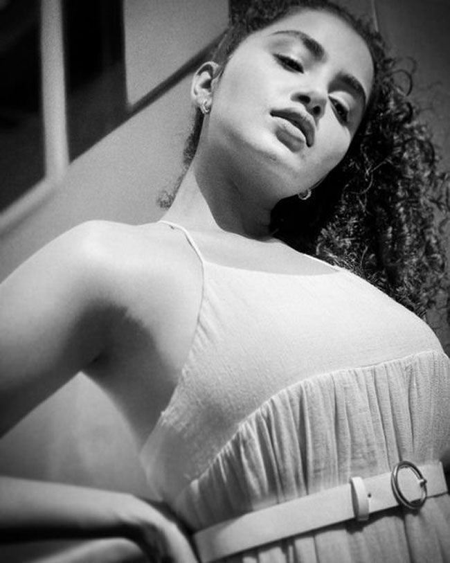 ബോൾഡ് ആന്റ് ബ്യൂട്ടിഫുുൾ അനുപമ, നടിയുടെ ഫോട്ടോകൾ കാണാം