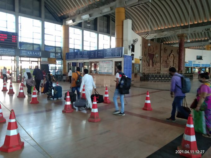 Passengers at Lokmanya Tilak Terminus to board outstation trains, in Mumbai