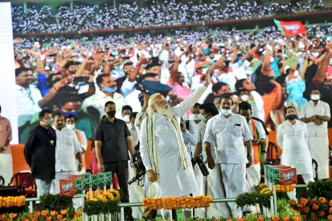 ബിജെപി പ്രവര്‍ത്തകരില്‍ ആവേശം വിതറി നരേന്ദ്ര മോദിയുടെ തിരഞ്ഞെടുപ്പ് പ്രചാരണം: ചിത്രങ്ങള്‍