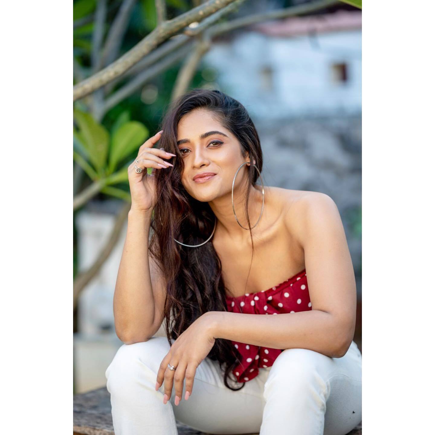 വ്യത്യസ്ത ലുക്കില്‍ മസൂം ശങ്കര്‍; നടിയുടെ അടിപൊളി ചിത്രങ്ങള്‍ കാണാം