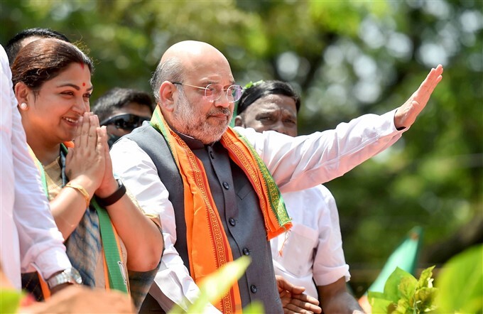 HM Amit Shah During A roadshow In Tamil Nadu