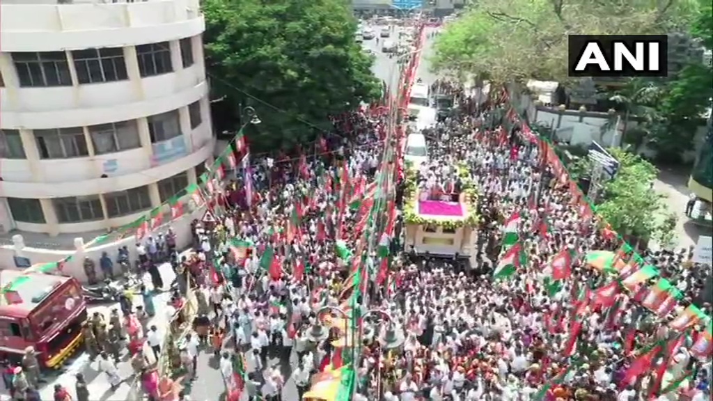 ഖുഷ്ബുവിന്റെ തിരഞ്ഞെടുപ്പ് പ്രചരണത്തിന് അമിത് ഷായും; റോഡ് ഷോ ചിത്രങ്ങൾ