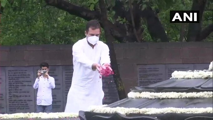 ആ രക്തസാക്ഷിത്വത്തിന് 30 വയസ്; രാജ്യം രാജീവ് ഗാന്ധി ഓര്‍മയില്‍- ചിത്രങ്ങള്‍ കാണാം