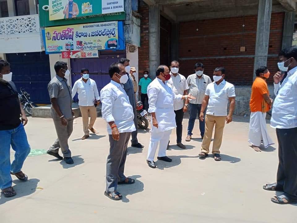 తెలంగాణలో అమల్లోకి వచ్చిన లాక్‌డౌన్