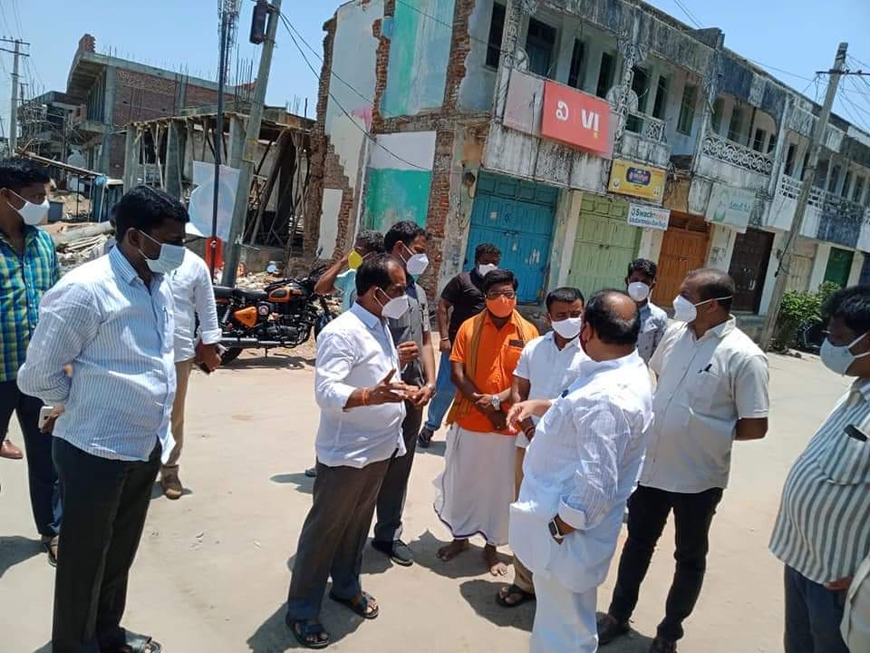 తెలంగాణలో అమల్లోకి వచ్చిన లాక్‌డౌన్