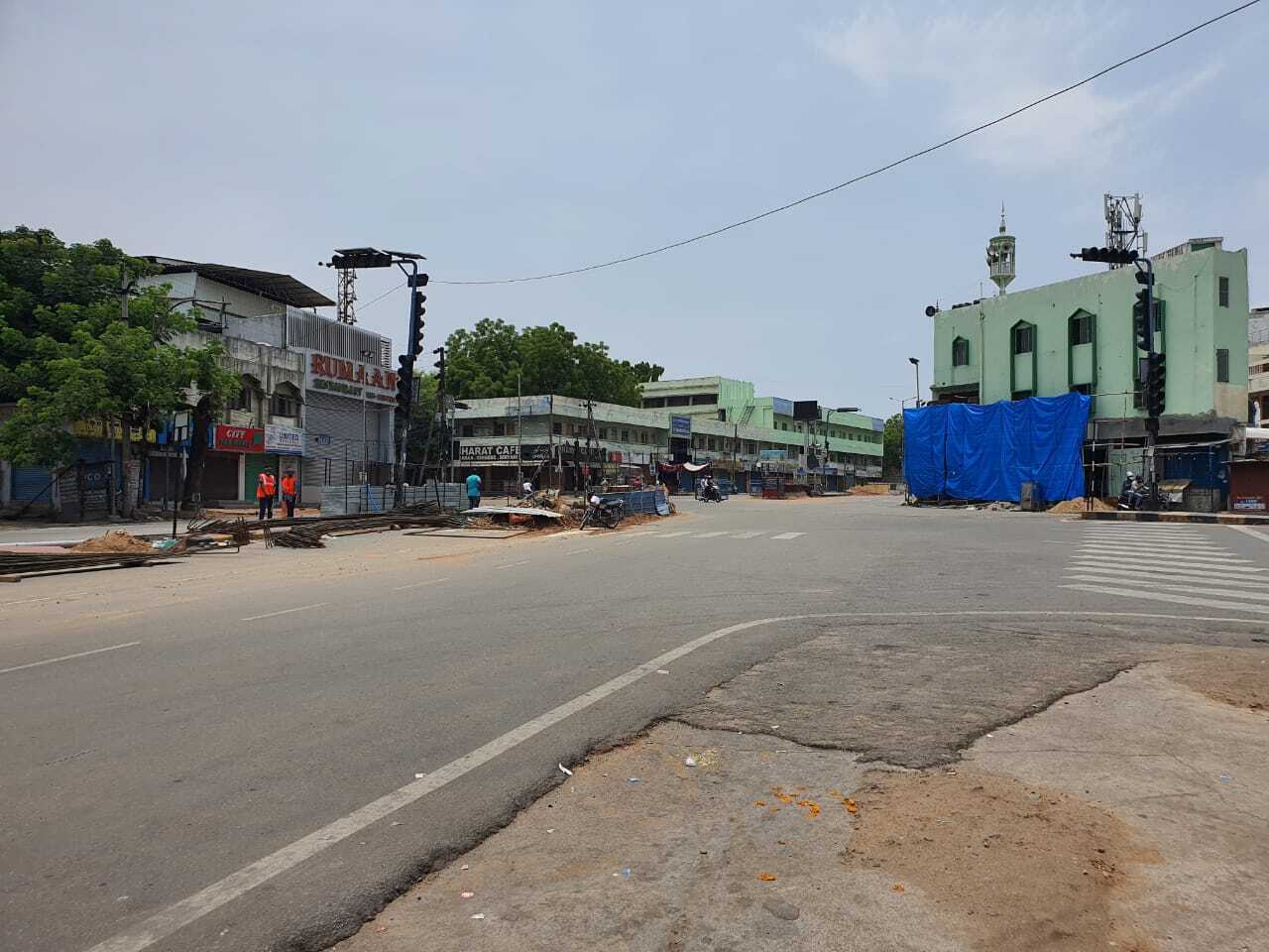 హైదరాబాదులో లాక్‌డౌన్ దృశ్యాలు