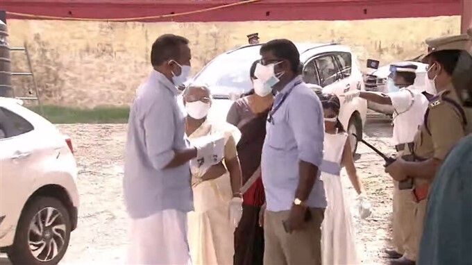 രണ്ടാം പിണറായി സര്‍ക്കാരിന്റെ സത്യപ്രതിജ്ഞാ ചടങ്ങ്, ചിത്രങ്ങള്‍