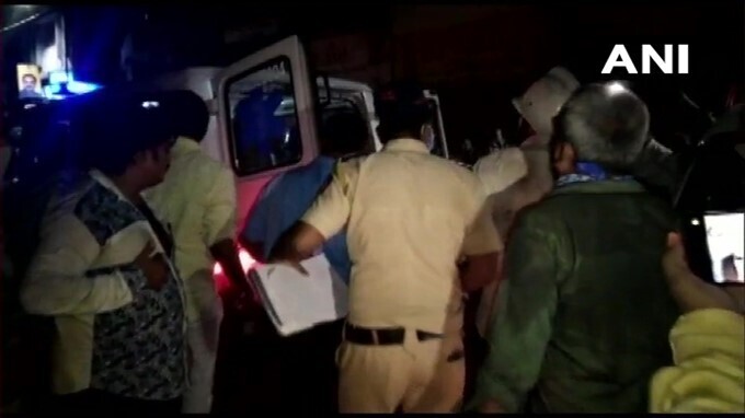 താനെയില്‍ റെസിഡന്‍ഷ്യല്‍ കെട്ടിടം തകര്‍ന്ന് വീണ് അപകടം, ചിത്രങ്ങള്‍