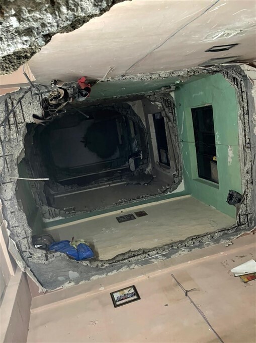 താനെയില്‍ റെസിഡന്‍ഷ്യല്‍ കെട്ടിടം തകര്‍ന്ന് വീണ് അപകടം, ചിത്രങ്ങള്‍