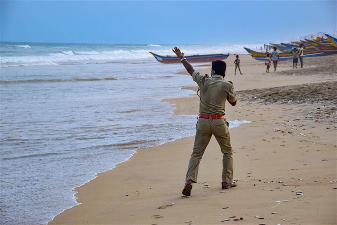 Cyclone Yaas : Preparations For Cyclone Yaas In Odisha And West Bengal