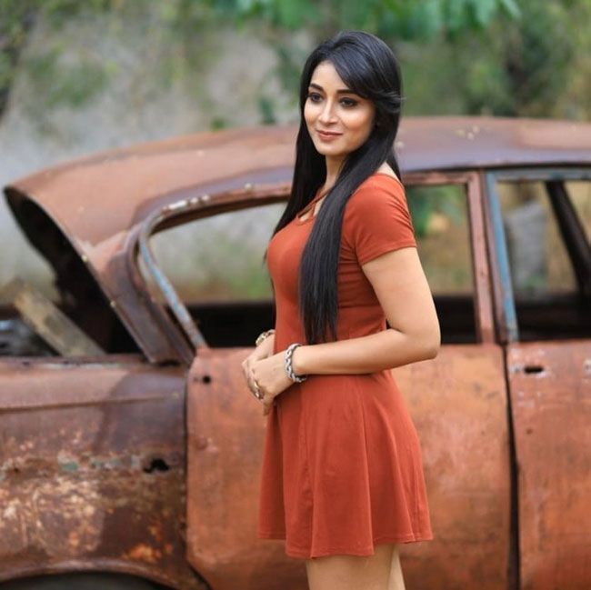 ഭാനു ശ്രീയുടെ ഏറ്റവും പുതിയ ചിത്രങ്ങള്‍ കാണാം