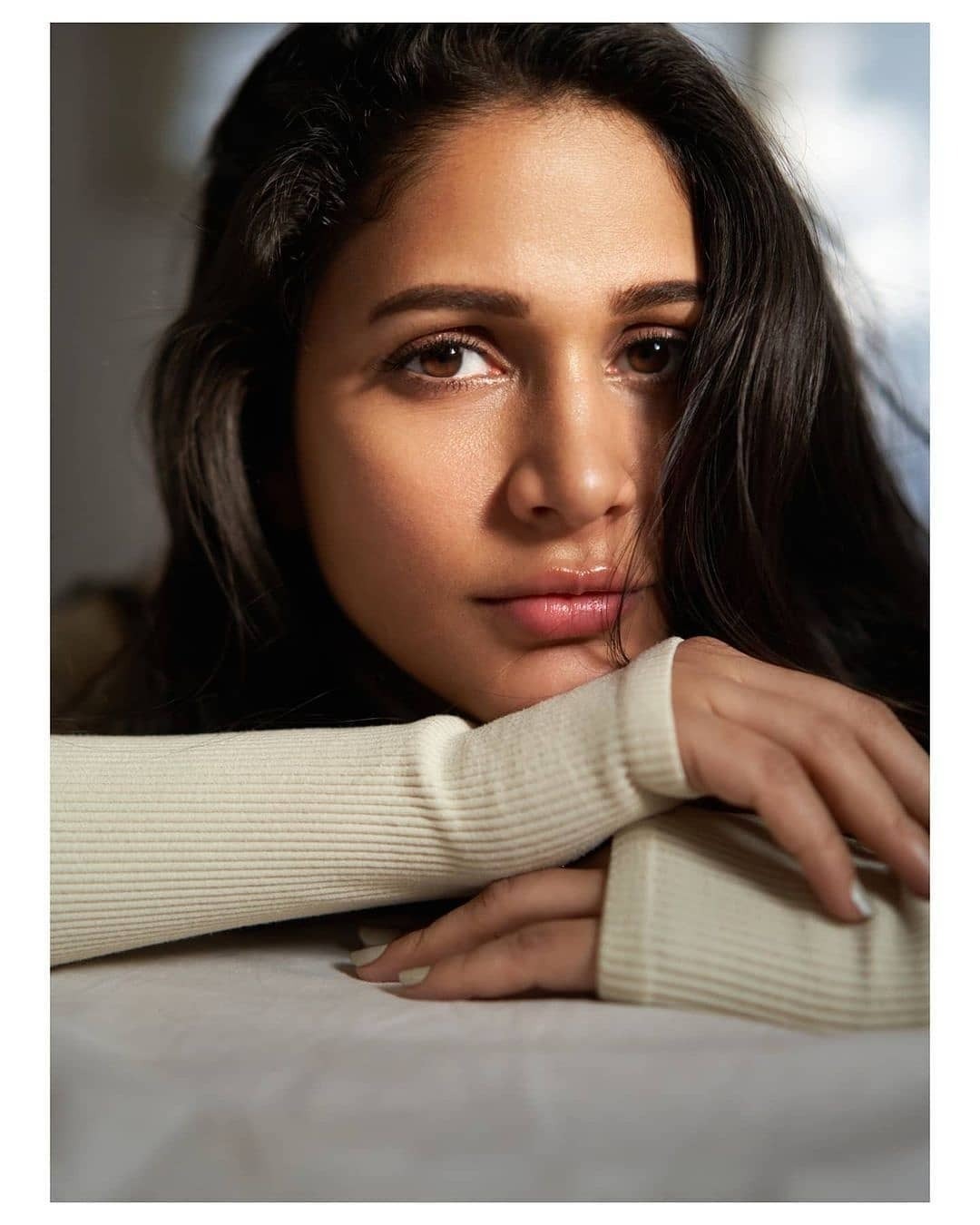 ഗ്ലാമറസ് ഒട്ടും ചോരാതെ ലാവണ്യ ത്രിപാഠിയുടെ ഫോട്ടോ ഷൂട്ട്; ചിത്രങ്ങള്‍ ഏറ്റെടുത്ത് ആരാധകര്‍