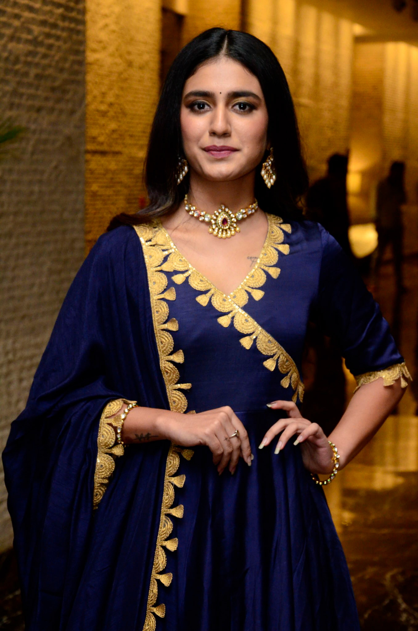 നടി പ്രിയ പ്രകാശ് വാര്യരുടെ ഏറ്റവും പുതിയ ചിത്രങ്ങള്‍ കാണാം