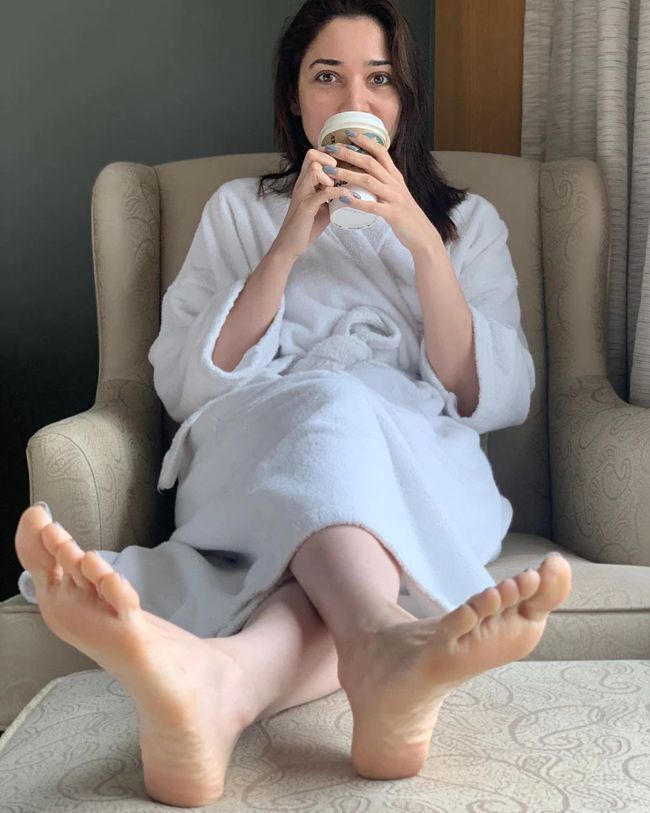 ബോൾഡ് ആൻറ് ബ്യൂട്ടിഫുൾ തമന്ന... നടിയുടെ ഏറ്റവും പുതിയ ചിത്രങ്ങൾ