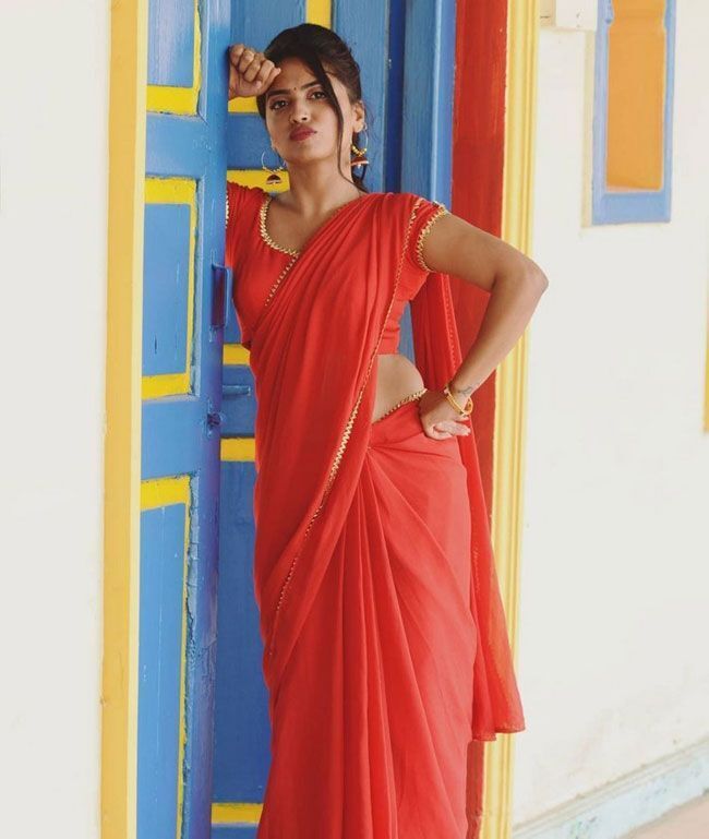 നടി അലേഖ്യ ഹരികയുടെ ഏറ്റവും പുതിയ ചിത്രങ്ങള്‍ കാണാം