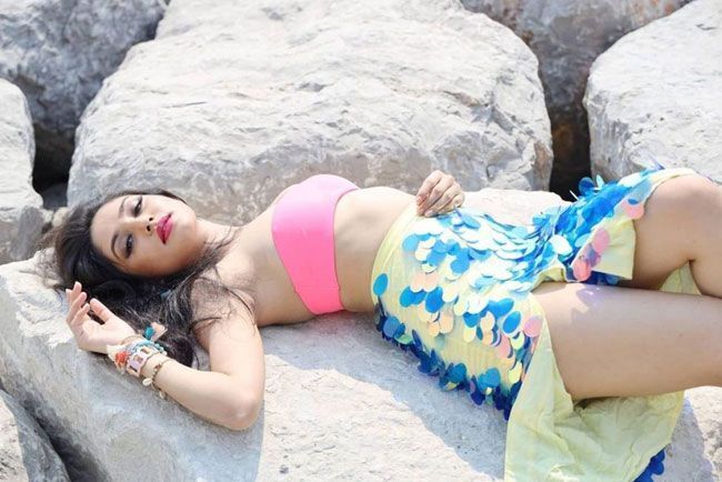 ഡോണല്‍ ഭിഷ്ട്ടിന്‍റെ ഏറ്റവും പുതിയ ചിത്രങ്ങള്‍ കാണാം