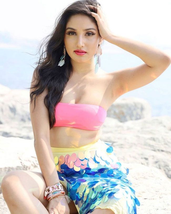 ഡോണല്‍ ഭിഷ്ട്ടിന്‍റെ ഏറ്റവും പുതിയ ചിത്രങ്ങള്‍ കാണാം