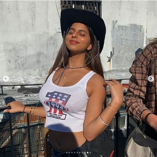 സൂപ്പര്‍ ലുക്കില്‍ തിളങ്ങി ഷാരൂഖിന്റെ മകള്‍ സുഹാന; ഏറ്റവും പുതിയ ചിത്രങ്ങള്‍ കാണാം