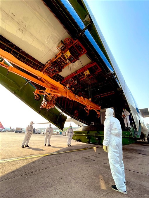 Covid-19 Relief Supplies From Foreign Arrives In India