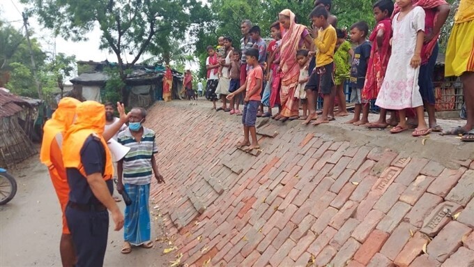 നാശം വിതച്ച് യാസ് ചുഴലിക്കാറ്റ്.. ബംഗാളിൽ എൻഡിആർഎഫ് സംഘത്തിന്റെ നേതൃത്വത്തിലുളള രക്ഷാപ്രവർത്തനം..ചിത്രങ്ങൾ