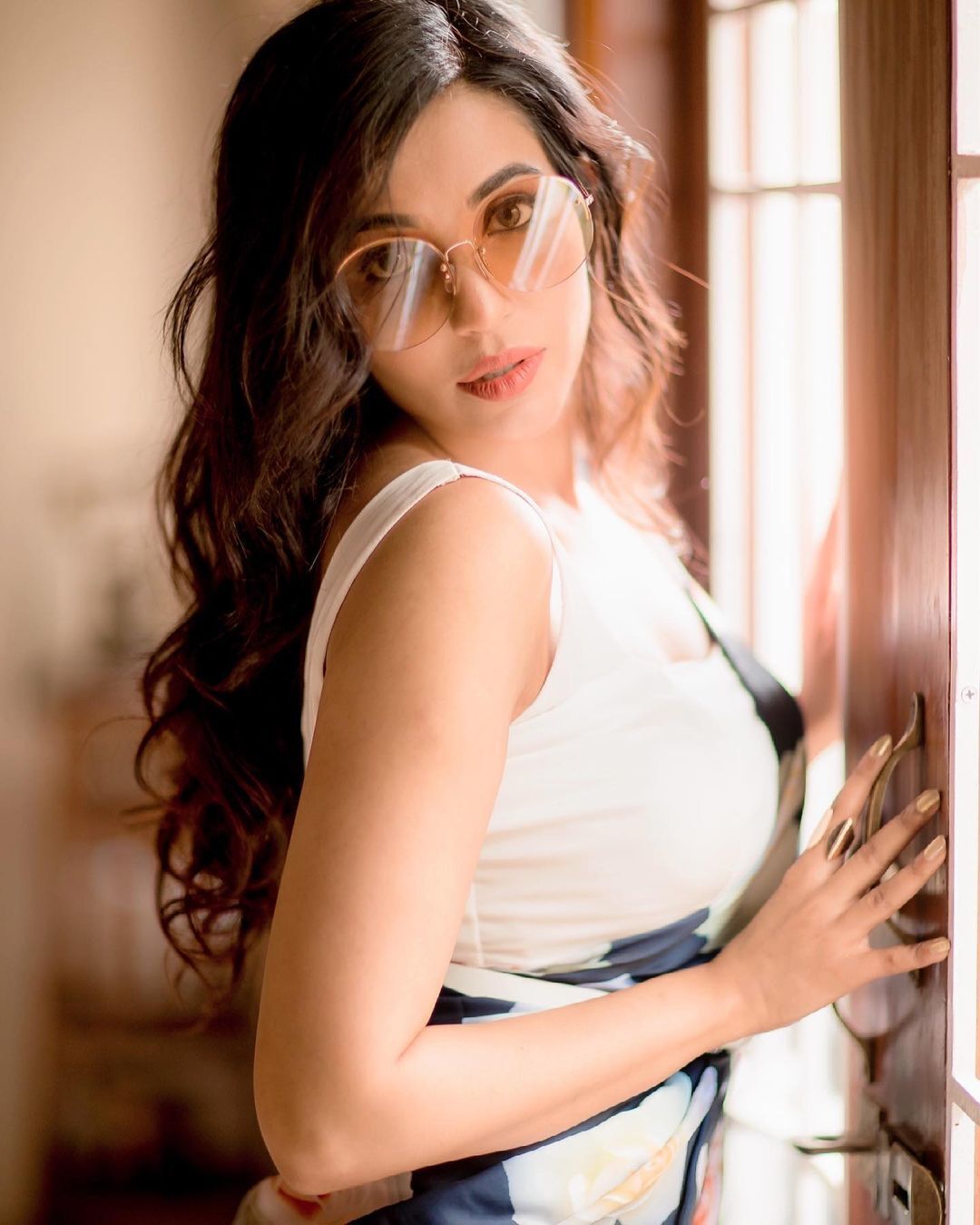 നടി പാര്‍വതി നായരുടെ ഏറ്റവും പുതിയ ചിത്രങ്ങള്‍ കാണാം