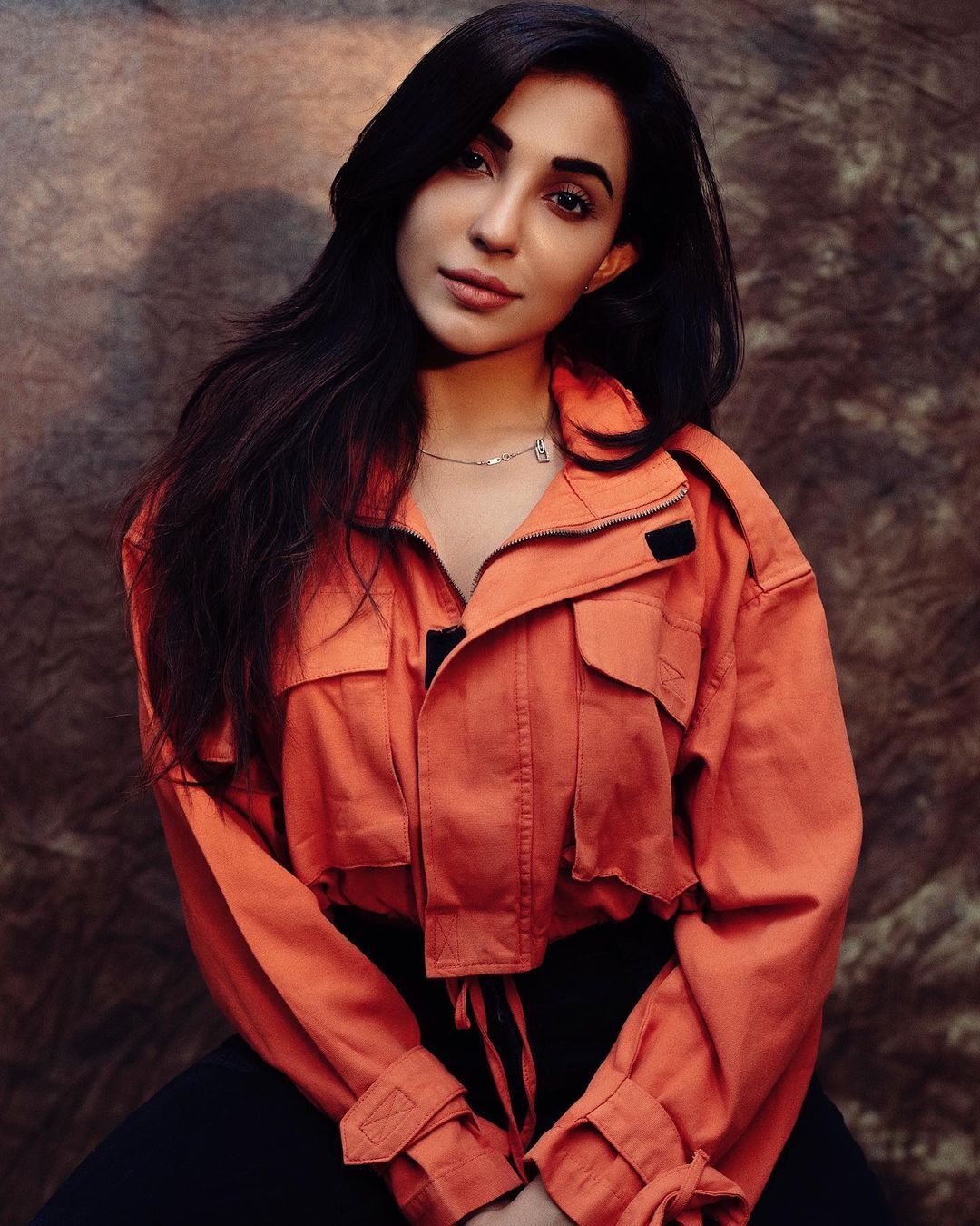 നടി പാര്‍വതി നായരുടെ ഏറ്റവും പുതിയ ചിത്രങ്ങള്‍ കാണാം