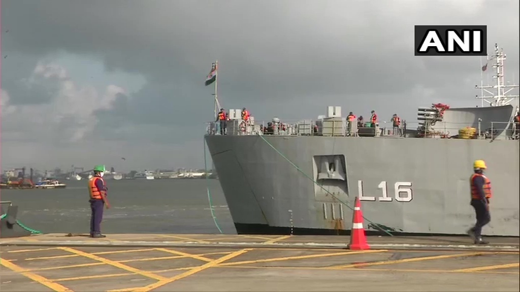 INS Shardul with 80 metric tons of oxygen arrives At Kochi Port