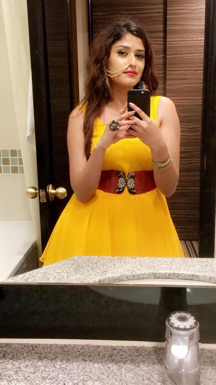 അഖില പ്രകാശിന്റെ പുതിയ ചിത്രങ്ങൾ ഏറ്റെടുത്ത് ആരാധകർ