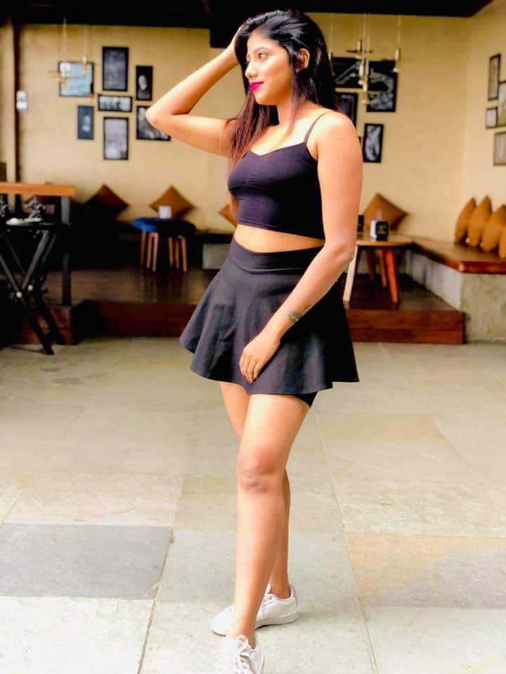 മോഡേൺ,നാടൻ വേഷങ്ങളിൽ ഒരു പോലെ തിളങ്ങി നടി നിഖിത സ്വാമി, പുതിയ ഫോട്ടോകൾ