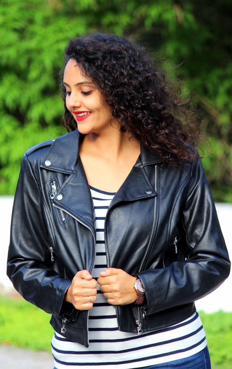 രജനി ഭരദ്വാജിന്റെ പുതിയ ചിത്രങ്ങൾ ഏറ്റെടുത്ത് ആരാധകർ