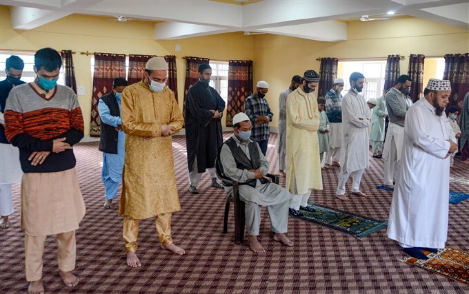 Eid-Ul-Fitr Celebrations Across India 2021