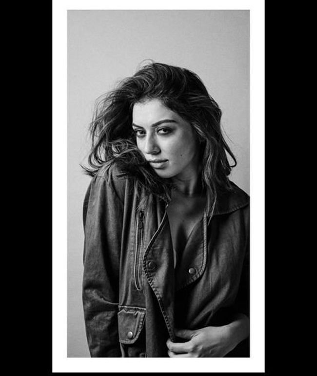 ആരാധകര്‍ കാത്തിരുന്ന ഹന്‍സിക മോട്ട്വാനിയിടെ ഫോട്ടോഷൂട്ട് എത്തി; വൈറലായ ചിത്രങ്ങള്‍ കാണാം