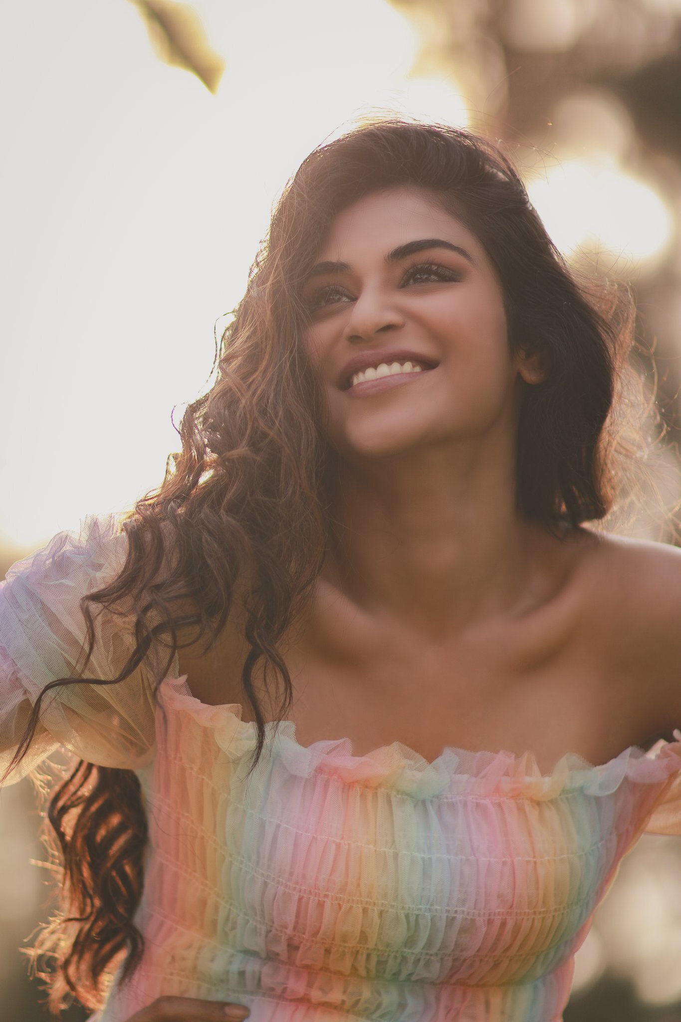 ക്യൂട്ട് ലുക്കില്‍ തിളങ്ങി നടി ഇന്ദുജ; വൈറലായ ഫോട്ടോഷൂട്ട് കാണാം