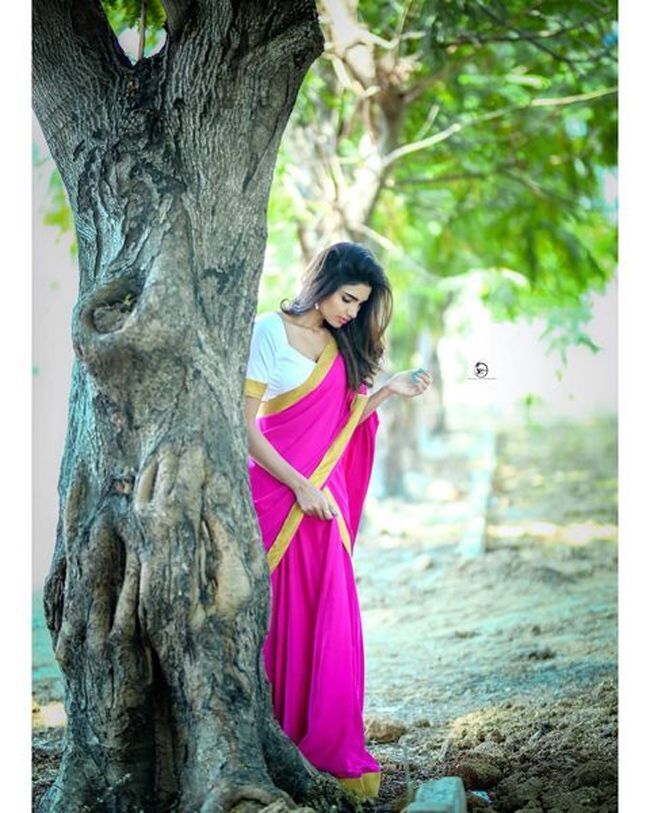 ആരാധകരെ ഞെട്ടിച്ച് നടി വര്‍ഷയുടെ ഫോട്ടോ ഷൂട്ട്, ചിത്രങ്ങള്‍ സോഷ്യല്‍ മീഡിയയില്‍ വൈറല്‍