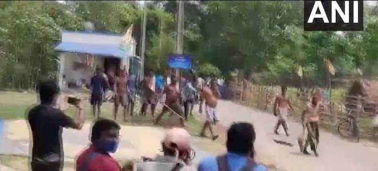 കേന്ദ്ര മന്ത്രി വി മുരളീധരന്റെ വാഹനവ്യൂഹത്തെ വെസ്റ്റ് മിഡ്‌നാപൂരില്‍ ടിഎംസി ഗുണ്ടകള്‍ ആക്രമിച്ചു, ചിത്രങ്ങള്‍ കാണാം