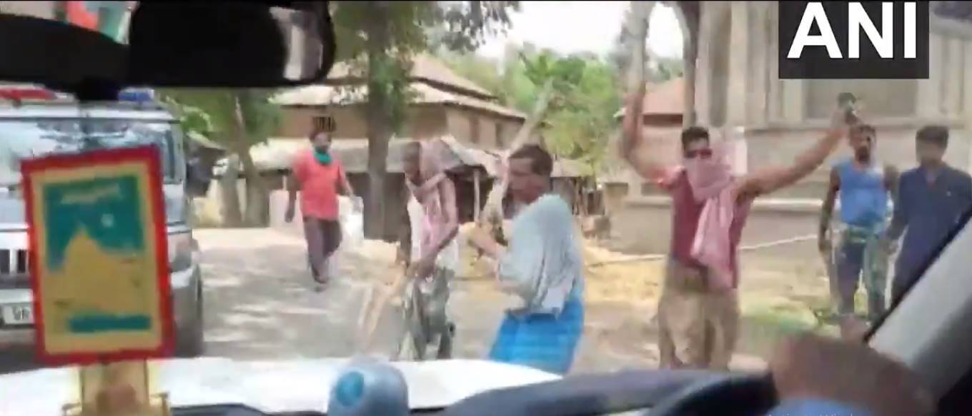 കേന്ദ്ര മന്ത്രി വി മുരളീധരന്റെ വാഹനവ്യൂഹത്തെ വെസ്റ്റ് മിഡ്‌നാപൂരില്‍ ടിഎംസി ഗുണ്ടകള്‍ ആക്രമിച്ചു, ചിത്രങ്ങള്‍ കാണാം